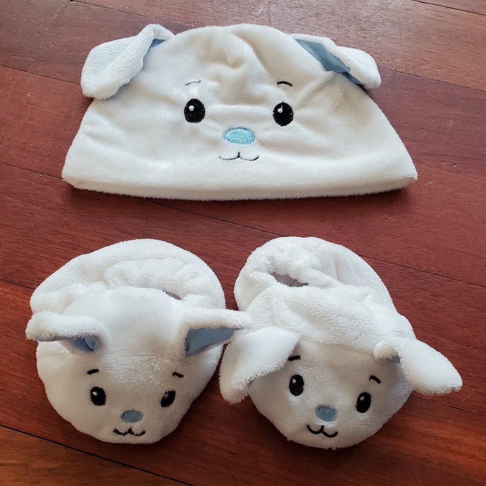 Dan Dee Fuzzy Bunny Hat & Slippers Size 3-9 Months